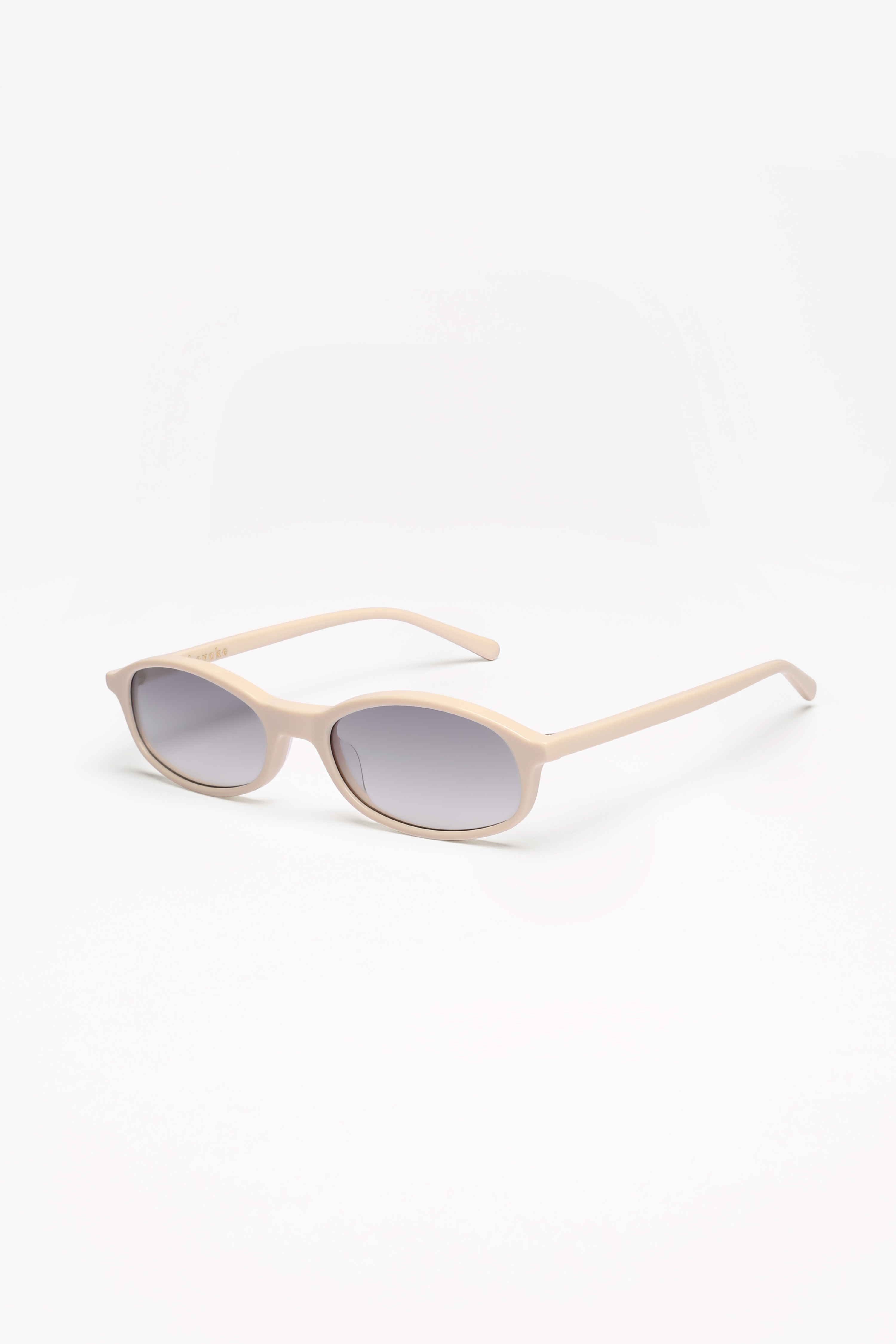Shevoke Sunglasses Gradient Grey GINI Off White