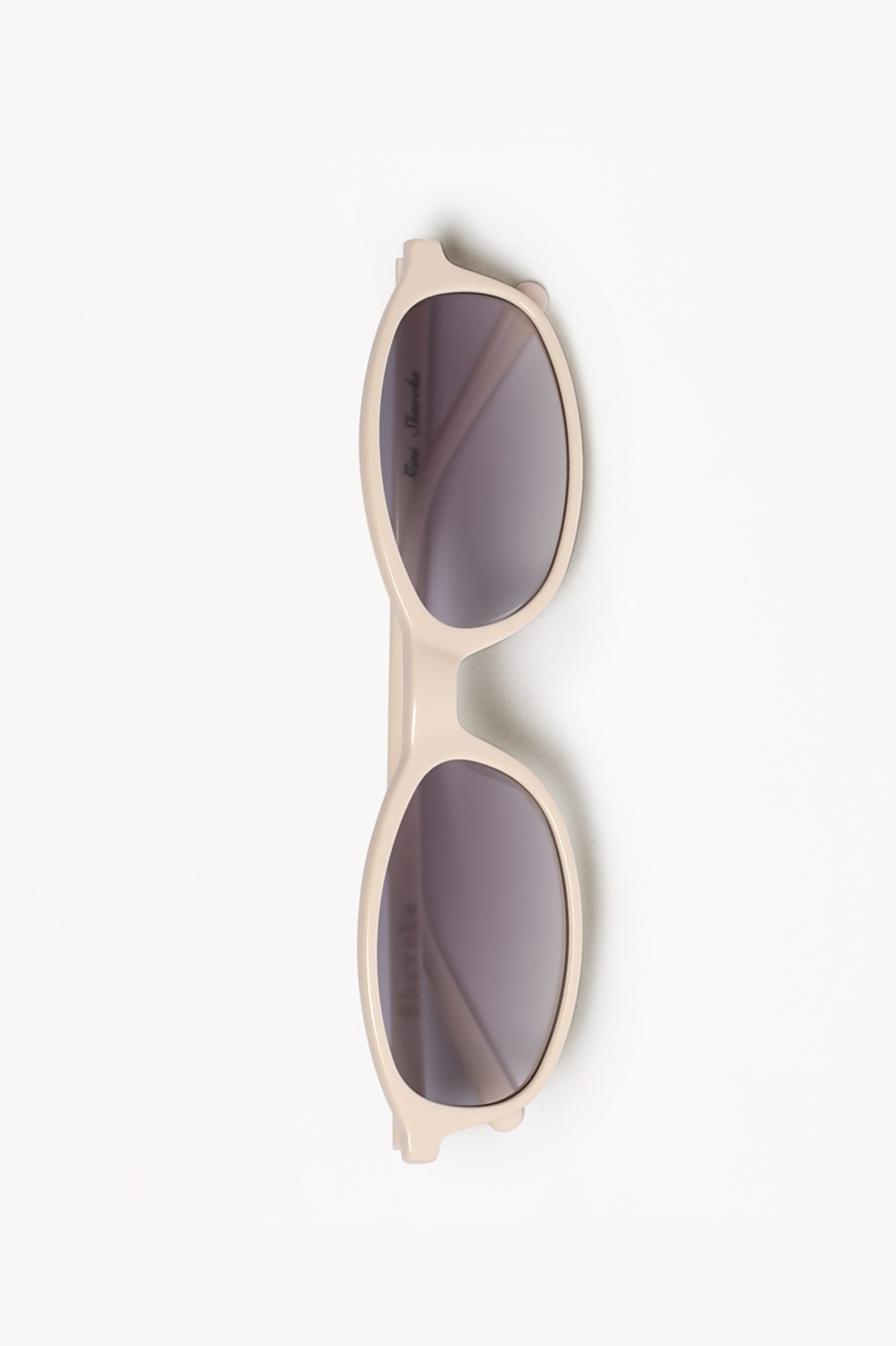 Shevoke Sunglasses Gradient Grey GINI Off White