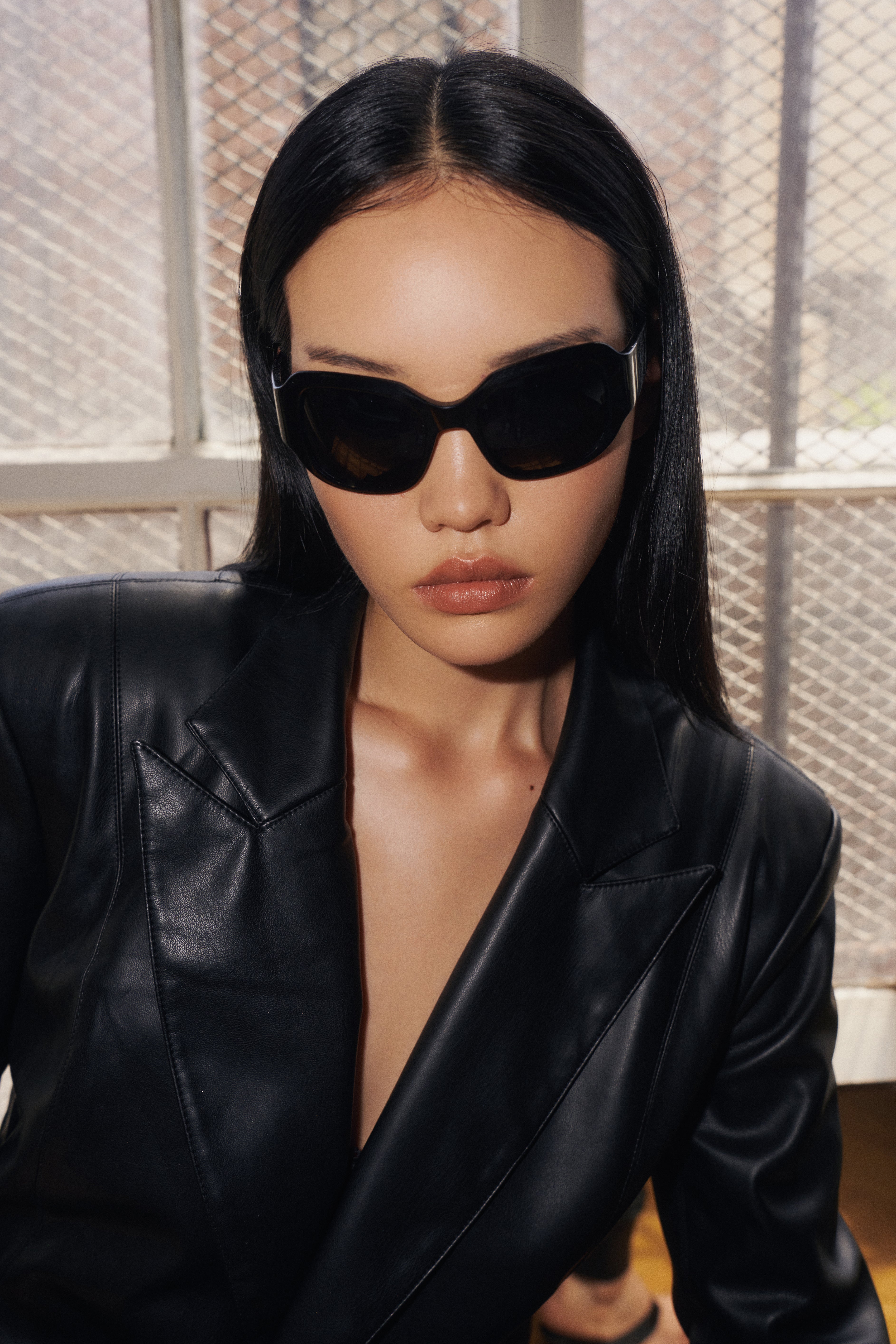 Shevoke Sunglasses JEN 001 Black