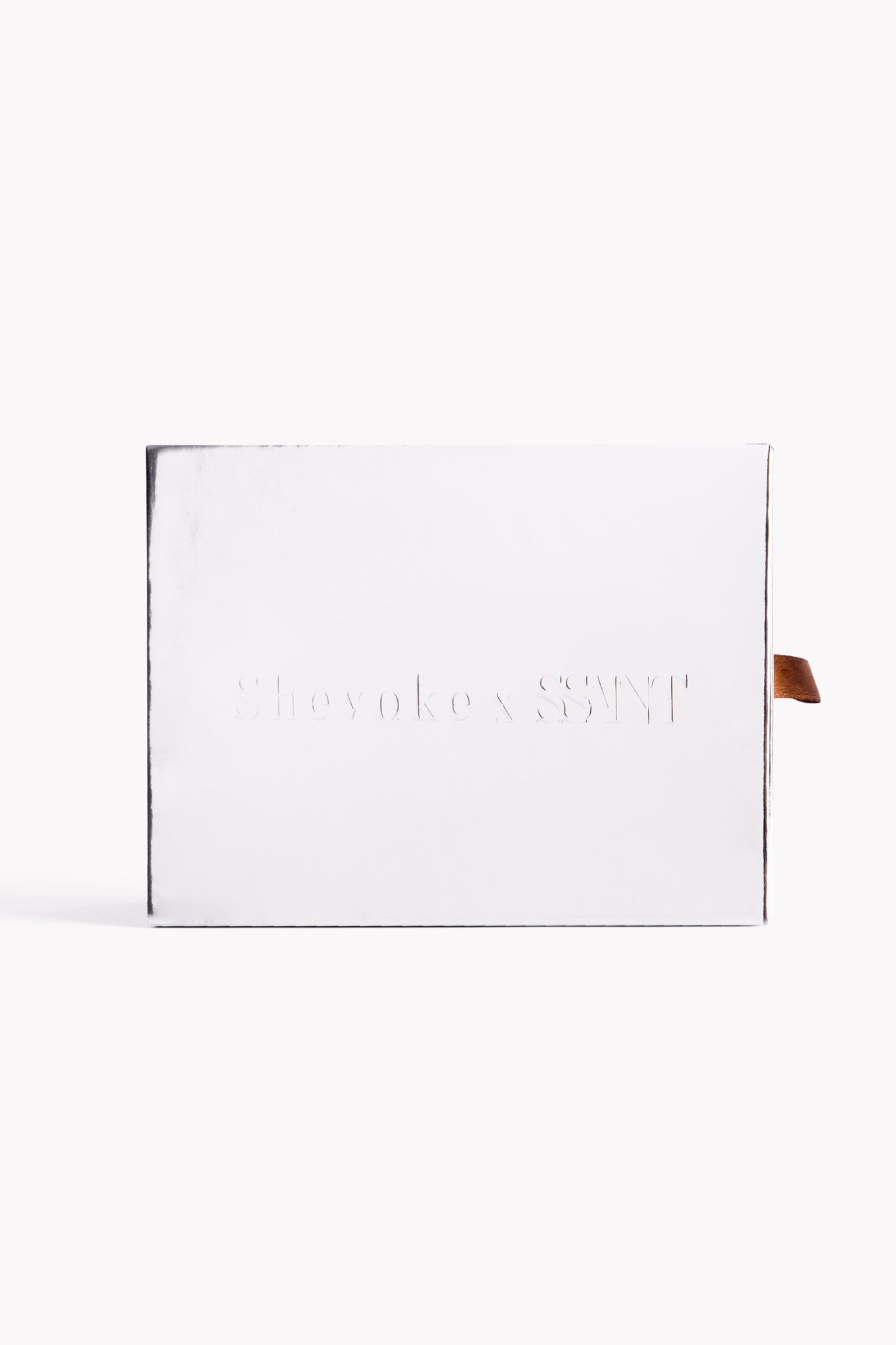Shevoke Fragrance SŚAINT x Shevoke Fragrance