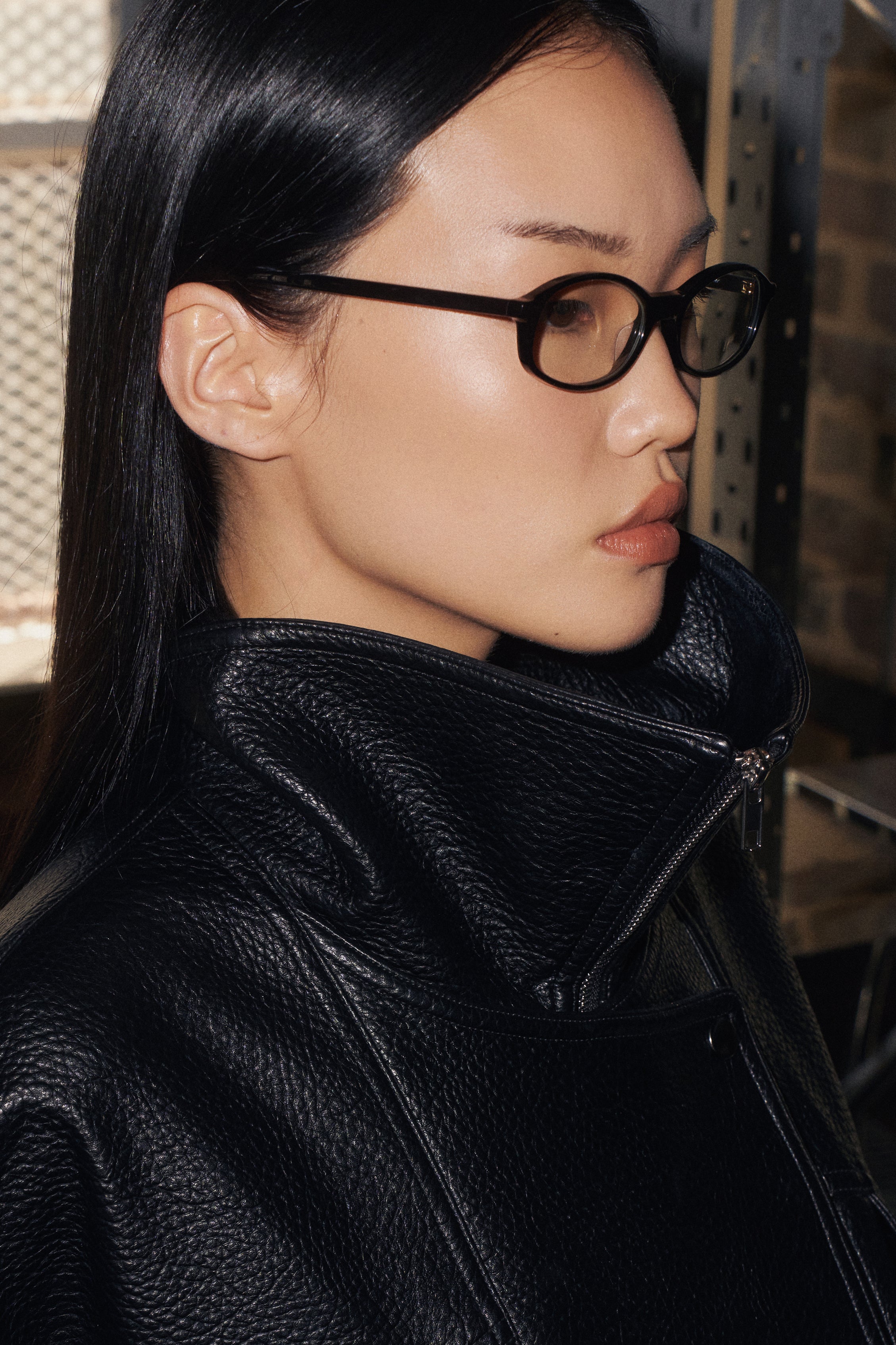 Gini Black Square-Rounded Blue Light - Shevoke Australia