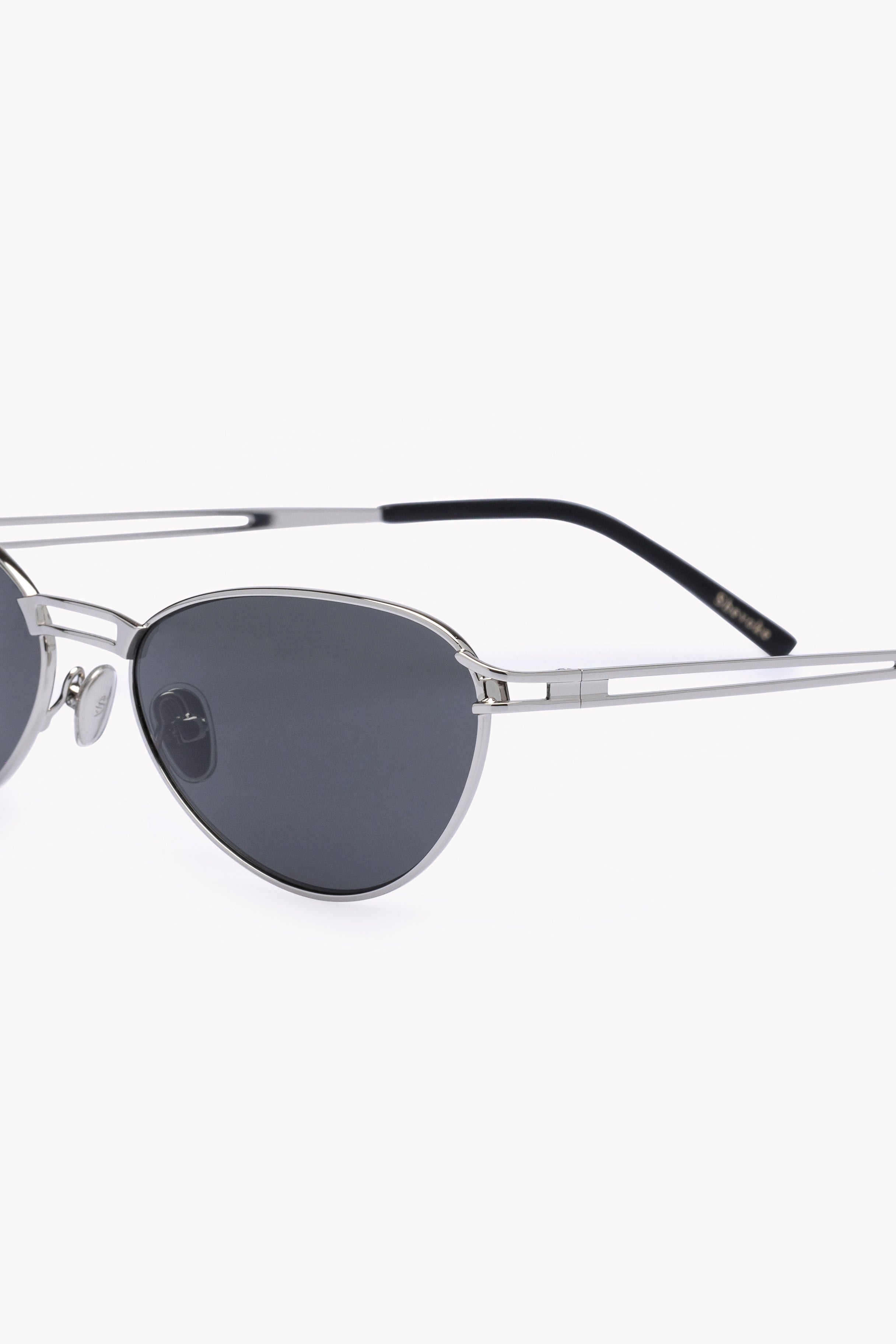 Shevoke Sunglasses KEIKO SILVER / BLACK